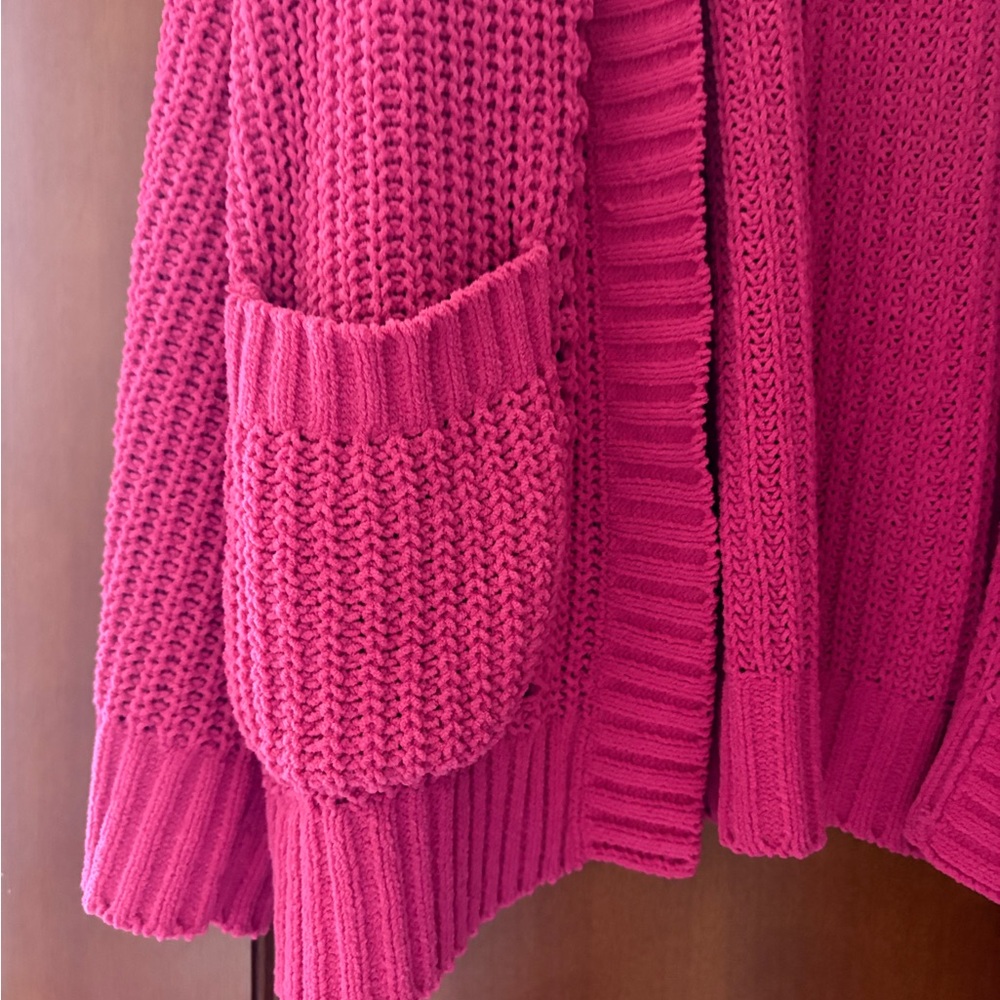 American Eagle Outfitters Fuchsia Pink Cardigan - Picture 3 of 3